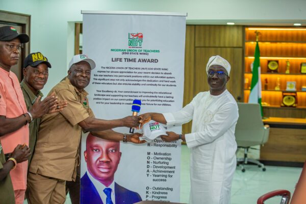 EDO TEACHERS CELEBRATE GOV OKPEBHOLO RECRUITMENT OF FRESH 3,000 TEACHERS IN EDO STATE UNDERWAY-GOV OKPEBHOLO